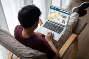 How to Map Content to the Customer Journey That Converts Browsers Into Buyers